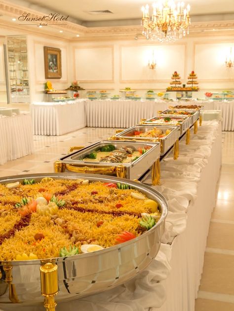 The Grand Wedding Buffet at the Sunset Hotel Jeddah. Wedding Food Counter, Wedding Buffet Table Setup, Buffet Wedding Table Setting, Luxury Buffet, Wedding Catering Buffet, Buffet Setup, Wedding Buffet Table, Assiette Design, Buffet Wedding Reception