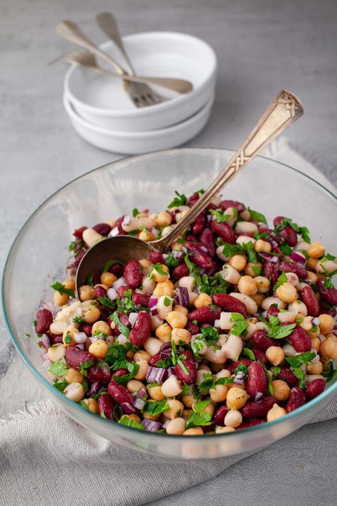 Three Bean Salad (Perfect Party Salad) 6 Bean Salad Recipes, 4 Bean Salad Recipe, Cold Bean Salad, Three Bean Salad Recipe, 3 Bean Salad Recipe, Classic 3 Bean Salad Recipe, Red Kidney Beans Salad, Creamy Kidney Bean Salad, High Protein Dense Bean Salad