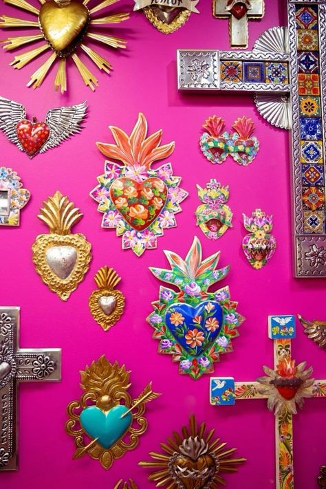 Mexican Wall Colors, Mexican Designs Art, Mexican Sacred Heart Art, Mexican Heart Art, Art Feature Wall, Mexican Tin Art, Mexican Hearts, Mexican Folk Art Decor, Mexican Style Decor