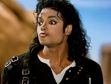 Michael Jackson speed demon funny face Michael Jackson Funny Pictures, Speed Demon Michael Jackson, Michael Jackson Speed Demon, Michael Jackson Funny Face, Michael Jackson Gif, Michael Jackson Funny, Drake And Josh, Speed Demon, Michael Love