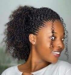 Ponytail Natural Hairstyles, Micro Braids Hairstyles, Twisted Braid, Spring Twist Hair, Curly Crochet Hair Styles, Haircut Tutorial, Faux Locs Hairstyles, African Hair Braiding Styles, Simple Ponytails