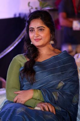 Anushka Pics, Angels Beauty, Anushka Shetty, Beauty Posters, Lakme Fashion Week, South Actress, Hot Pics, Actor Photo