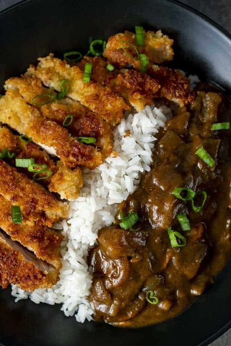 Chicken Katsu Curry Recipe, Homemade Japanese Curry, Curry Katsu, Katsu Curry Recipe, Japanese Chicken Curry, Katsu Curry Recipes, Fried Chicken Thighs, Katsu Recipes, Açai Bowls