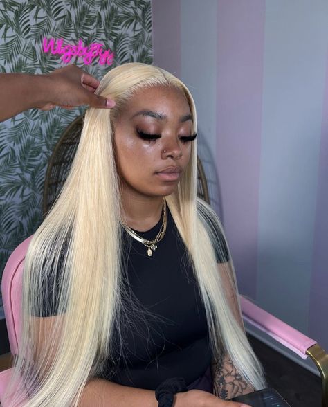 Buss Down Wig, Straight Middle Part Wig, Blonde Hair With Brown Roots, Straight Middle Part, Middle Part Wig, Exotic Hairstyles, Hair Tea, Frontal Wig Hairstyles, Straight Weave Hairstyles