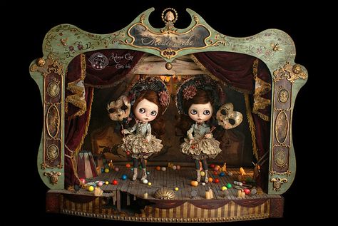 Representation in the Medianoche Theatre by Rebeca Cano ~ Cookie dolls, via Flickr Cookie Dolls, Toy Theatre, Puppet Theater, Vintage Circus, Assemblage Art, 판타지 아트, Doll Parts, Seville, Box Art