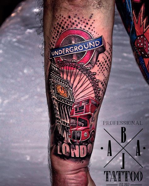 Big Ben Tattoo, England Tattoo, Marathon Tattoo, Pink Shamrock, British Tattoo, Family Quotes Tattoos, Tattoo Tube, Clock Tattoo Design, Theme Tattoo