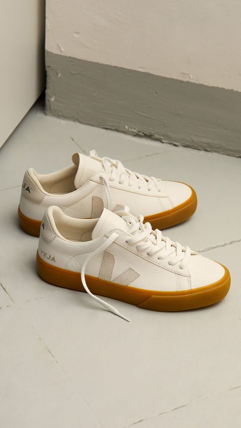 Campo Leather White Natural #veja #campo White Everyday Shoes, Veja Aesthetic, Men Veja Outfit, Neatral Shoes Men, Veja Men, Mens Veja Sneakers, Vejas Campo Sneaker, Zapatillas Veja, Veja Shoes