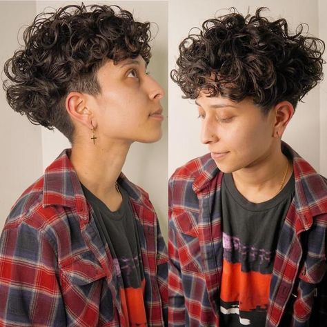 Short Curly Mohawk, Perm Hair Men, Mushroom Haircut, Curly Hairstyle Ideas, Cute Short Curly Hairstyles, Culture Around The World, Mushroom Hair, Curly Pixie Haircuts, Androgynous Hair