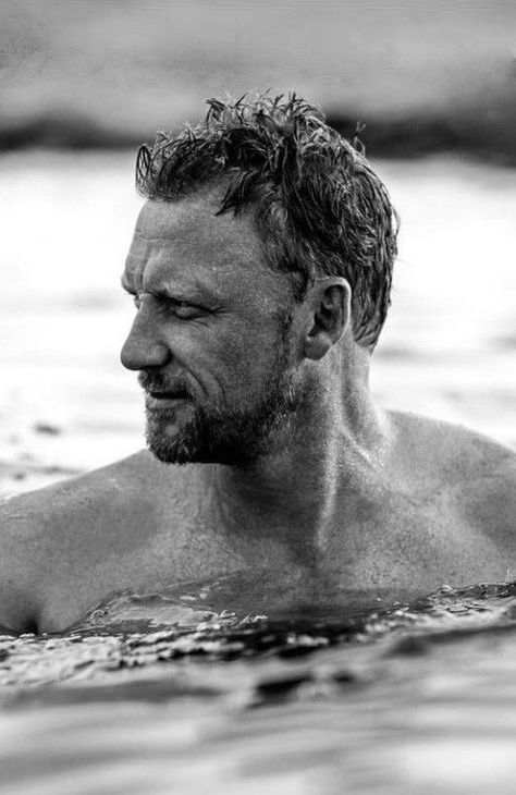 Greys Anatomy Men, Kevin Mckidd, Owen Hunt, Eric Dane, Pictures Of People, Gay Love, Dream Guy, Celebrities Male, Greys Anatomy