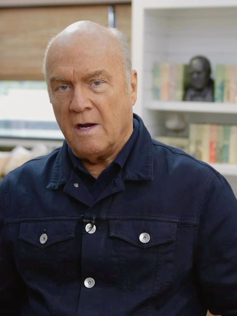 Greg Laurie on Reels | greglaurie · Original audio Greg Laurie, Video Call With Boyfriend Screen Photo, Dating Women, Screen Photo, Video Call, Verses, Bible Verses, Bible, Audio