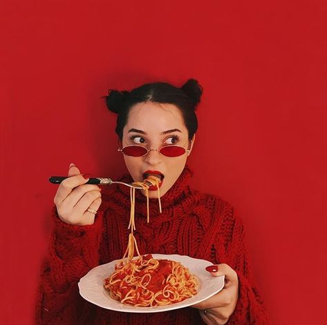 Food Photoshoot Model, Food Model Photoshoot, Person Eating Photography, Eating Pasta Photography, Spaghetti Photoshoot, Pasta Photoshoot, Customer Photography, Phoenix Food, Food Portrait