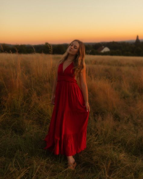 golden hour with @_.sarawithanh 🌾☀️ Senior Pictures Dresses, Golden Hour Photos, Sun Flare, Photos Inspo, Best Photo Poses, Senior Pics, Wearing Red, Pic Ideas, Senior Photos