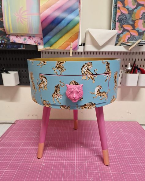 Light blue tiger with gold top and pink combo. Always love seeing customers ask for a new twist on our tiger tables #pinkpinkpink #tigerprint #homemadetables Homemade Tables, Blue Tigers, Gold Top, Tiger Print, Light Blue, Twist, Pink, Blue, Gold