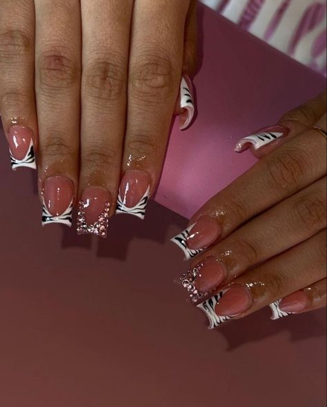 Zebra Nails, Hard Nails, Duck Nails, Colored Acrylic Nails, Girly Acrylic Nails, French Tip Acrylic Nails, Simple Acrylic Nails, Work Nails, Classy Acrylic Nails