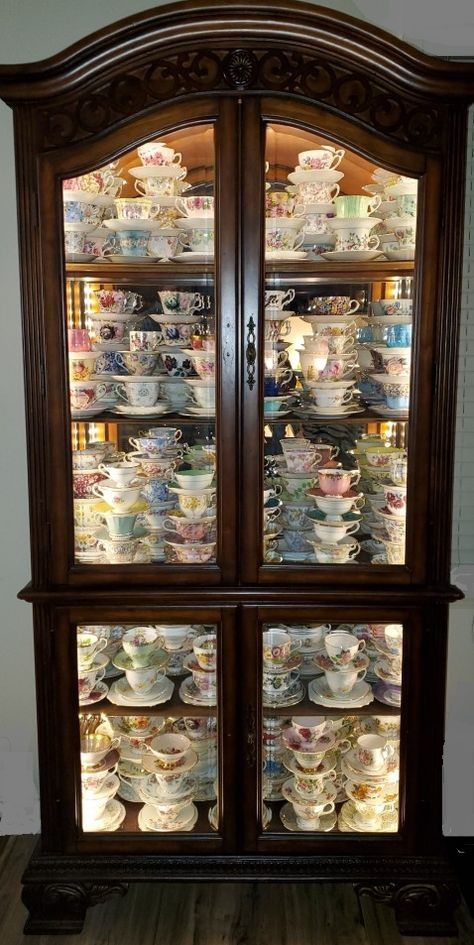 Vintage Crockery Aesthetic, Tea Cup Cabinet Display, Tea Room Furniture, Tea Cup Display Cabinet, Victorian Curio Cabinet, Tea Cabinet Display, Teacup Collection Display, Antique Tea Cups Vintage, Tea Set Storage Ideas