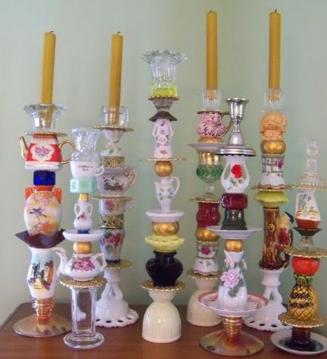 Candle Upcycle Ideas, Decorated Candle Sticks, Repurposed Candle Sticks, Upcycled Candles, Joululahjat Diy, Diy Candle Holder, Diy Candle Sticks, Candles Vintage, Teacup Crafts