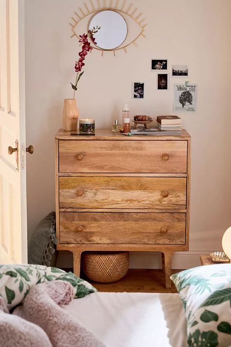 Diy Dresser Makeover, Refinished Furniture, Vintage Bedroom, Apartment Furniture, Diy Desk, Refurbished Furniture, Cheap Furniture, Ikea Furniture, Boho Living Room