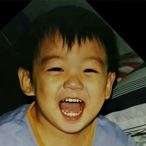 rabbit boy 🐰 on Twitter: "PLEASEEEEEE 🥺🥺🥺🥺… " Jungkook Predebut, Bts Predebut, V Bts Wallpaper, 1 September, Childhood Photos, Jungkook Aesthetic, Jungkook Cute, Foto Jungkook, Bts Book