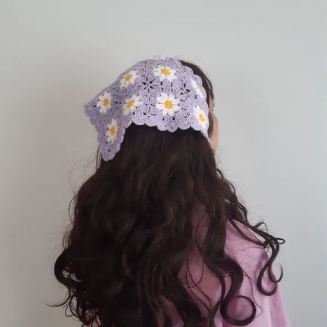 #cottagecore #cottagecoreaesthetic #amazonlink #aestheticbandana #cottagecoresytlebandana #crochetbandana Cottage Core Hair, Triangle Hair Scarf, Cottage Core Crochet, Hair Kerchief, Bandeau Au Crochet, Hair Bandana, Hair Scarves, Triangle Hair, Daisy Hair