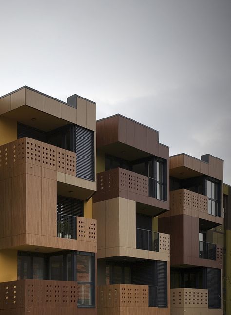 Tetris apartments Trendy Apartment, Apartment Buildings, Apartment Architecture, Social Housing, Building Facade, Zaha Hadid, Architecture Exterior, Facade Architecture, Facade Design