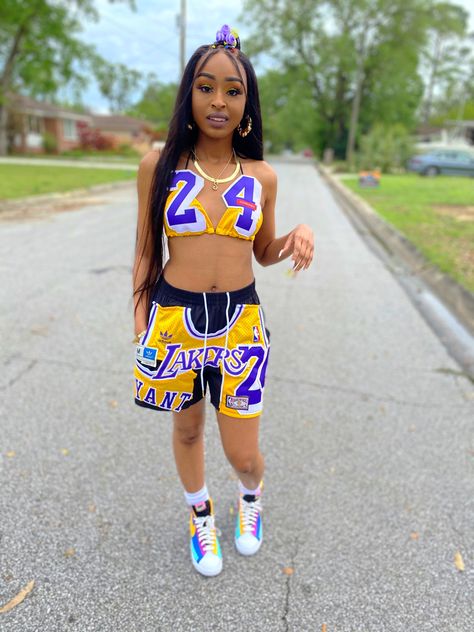 Jersey Theme Party Outfit, Jordan Year Birthday 23 Outfits, Custom Jersey Outfit, Nba Jersey Outfit Woman, 90s Freaknik Outfits, Jersey Party Outfit, Black Women 90s, Freaknik Outfits Black Women, 90s Freaknik