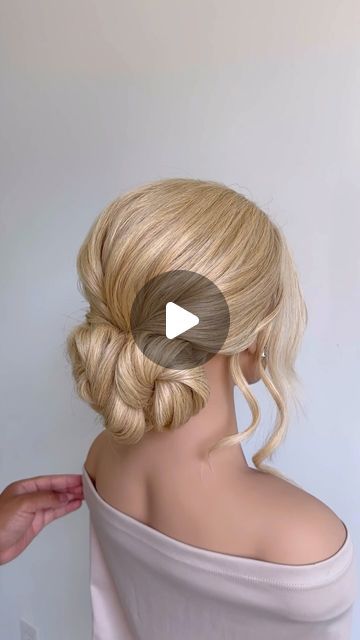 Sandra Monzon-Atlanta Ga Bridal Hairstylist on Instagram: "Low bun tutorial using “Sally” full shoulder head mannequin available at sandimonzon.com/shop use my code SANDI15 to save $$ before checkout 🛒🛍️

#hairstyles #braidinghair #windergahairstylist #trenzas #peinados" Low Bun Tutorial, Low Bun Tutorials, Head Mannequin, Bridal Hairstylist, Low Buns, Bun Tutorial, Wedding Hair Inspiration, Low Bun, Atlanta Ga