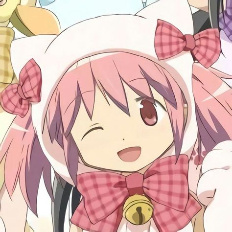 Madoka And Homura Matching Icons, Mahō Shōjo Madoka Magica, Toro Inoue, Shojo Anime, Sayaka Miki, Mahō Shōjo, Puella Magi Madoka Magica, Madoka Magica, Matching Profile Pictures