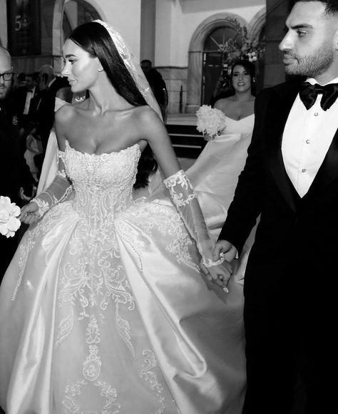 Steven Khalil, Sound Production, Big Wedding Dresses, Dream Wedding Decorations, Classy Wedding Dress, Pretty Wedding Dresses, Ceiling Installation, Dream Wedding Ideas Dresses, Princess Wedding Dresses