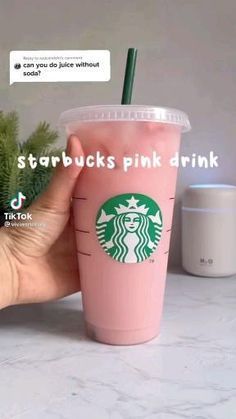 Make Starbucks At Home, Homemade Starbucks Recipes, Kawa Starbucks, Resep Starbuck, Starbucks Pink Drink, Homemade Starbucks, Fresh Juice Recipes, Fun Drink Recipe, Starbucks Drinks Diy