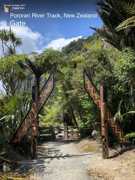 Artistic gate creates large gateway with New Zealand indigenous design Entrance Gate Ideas, Gate Ideas, Entrance Gate, Gate Hardware, Pacific Islands, School Building, Entrance Gates, Indigenous Art, In The Garden