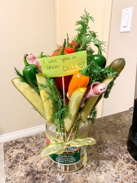 How to Make a Pickle Bouquet for Valentine's Day | Liv Gluten-Free Pickle Bouquet, Gluten Free Valentines, Pickle Gifts, Healthy Burger, Stuffed Mini Peppers, Gluten Free Christmas, Homemade Pickles, Kitchen Smells, Snacks To Make