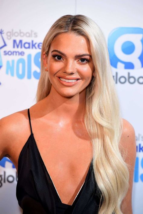 Louisa Johnson at Global’s Make Some Noise Night in London Louisa Johnson, Penny Marshall, Night In London, Oscar Gowns, Hollywood Girls, Make Some Noise, Macaulay Culkin, Hollywood Heroines, Katheryn Winnick