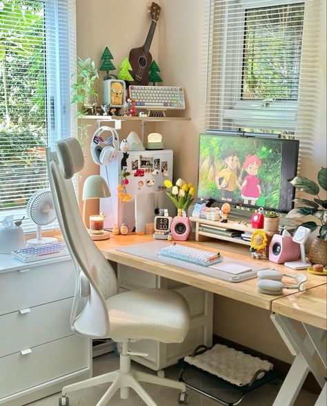 Cute Gaming Setup, Modern Apartment Interior, Modern Home Office Desk, Cozy Desk, Power Of Love, Small Room Design, Gaming Room Setup, Home Office Lighting, Cozy Room Decor