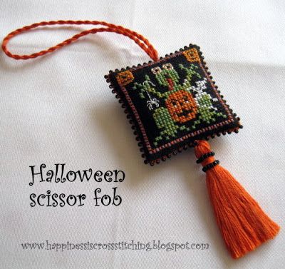 Cross Stitch Halloween, Scissor Fobs, Stitch Halloween, Scissor Fob, Halloween Cross Stitches, Halloween Embroidery, Cross Stitch Finishing, Ornament Tutorial, Stitch Lines