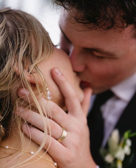 Wedding Tip Wednesday 💍⁠ ⁠ If you are doing a first look, and therefore bride and groom photos before your ceremony, don't forget your rings! You will want to be wearing your wedding rings in your wedding photos. ⁠ Planning | @ohhappydayweddings⁠ Venue | @bldg177⁠ Photo | @hilton_creative_co⁠ Bridal Hair + Makeup | @pam_stylistt⁠ DJ | @djpartypam⁠ Cake| @purecupcakes⁠  #sandiegowedding #sandiegoweddingplanner #weddingplanner #weddingcoordinator #brideandgroom #firstlook #rings Wedding Day Photos Must Have Bride And Groom, Wedding Ring Photos, Wedding Poses For Bride And Groom, Bride And Groom Portraits, Intimate Bride And Groom Photos, Bride And Groom Hands Ring Shots, Bride And Groom Flash Photos, Groom Wedding Prep Photos, Flash Bride And Groom Photos