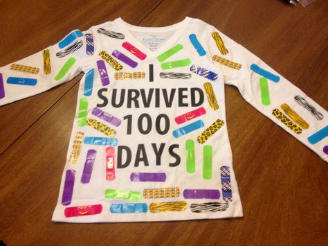 100 days of school Tshirt with 100 colorful band aids. Used vinyl peel and stick letters 100 Day Of School Ideas, 120 Days Of School, 100 Days Of School Project Kindergartens, 100 Day Ideas, 100 Day Shirt Ideas, 100days Of School Shirt, 100 Días De Clases, 100th Day Of School Ideas, 100th Days Of School