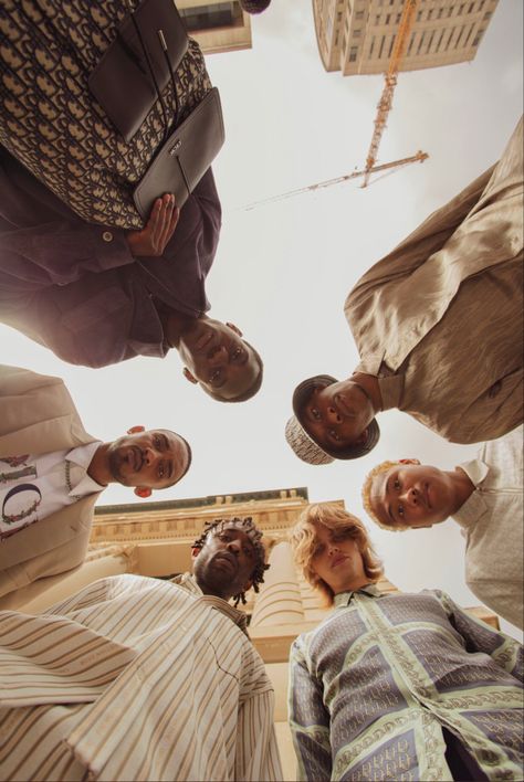 Group Of Men Aesthetic, Men’s Photography, Men Group Photoshoot, Band Photoshoot Ideas, Group Photoshoot, Group Photo Poses, Band Photoshoot, Friendship Photoshoot, Group Photography Poses