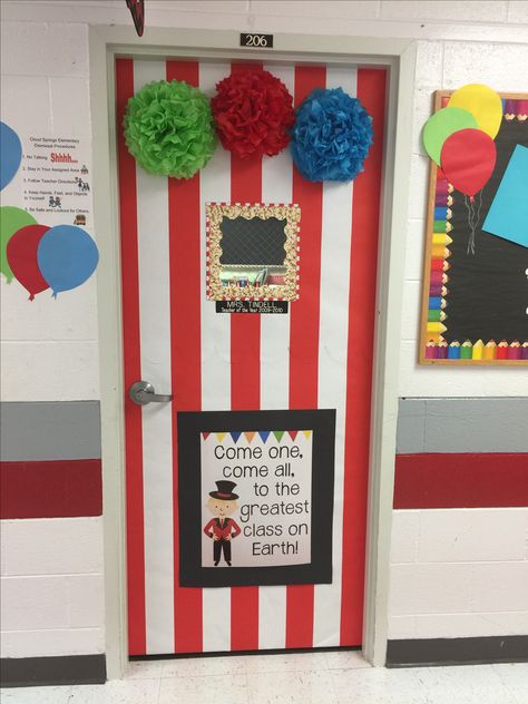 Carnival Classroom, Preschool Circus, Circus Classroom, Circus Activities, Circus Crafts, Circus Decorations, Library Themes, Carnival Themed Party, School Doors