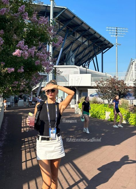 GP outfit inspo Miami Gp Outfit, Us Open Tennis Outfit, Monaco F1 Outfit, Tennis Open Outfit Style, Monaco Gp Outfits, F1 Gp Outfit, Miami Grand Prix F1 Outfit, Monaco Grand Prix Outfit, Us Open Outfit Tennis Spectator