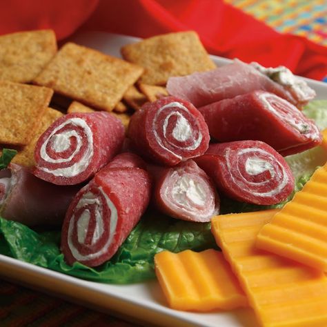 Bologna Recipes: 20 Inspired Meals That'll Win You Back to Team Bologna White Bread Sandwich, Picnic Appetizers, Cream Cheese Snacks, Bologna Recipes, Cream Cheese Roll Up, Cream Cheese Appetizer, Cheese Pinwheels, Cream Cheese Rolls, Cheese Wrap