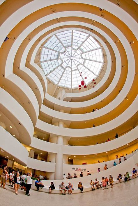 Guggenheim Museum by Frank Lloyd Wright, view of interior ceiling, New York, NY, 1959 #GuggenheimMuseum #Interior #FrankLloydWright Flw Architecture, Kolumba Museum, Kota New York, Magnificent Architecture, Clover Club, Museum Nyc, The Guggenheim Museum, Frank Lloyd Wright Architecture, Walter Gropius