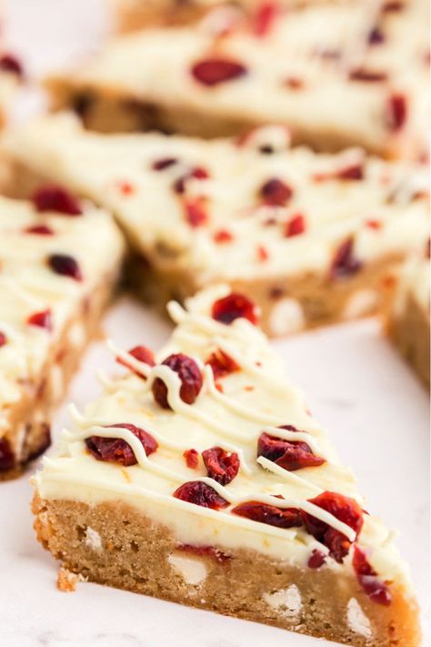 Starbucks Cranberry Bliss Bars, Starbucks Cranberry Bliss, Cranberry Bliss Bars Recipe, Cranberry Bliss Bars Starbucks, Bliss Bars, Cranberry Bliss, Bliss Bar, Cranberry Bliss Bars, White Chocolate Cranberry Cookies