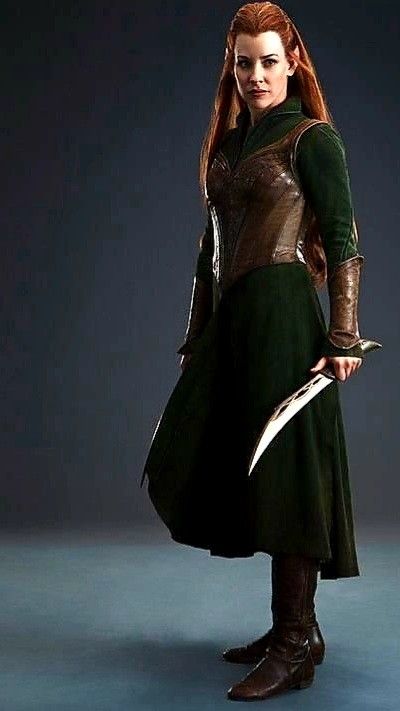 Tauriel Hobbit, Tauriel Cosplay, Nicole Evangeline Lilly, Hobbit Costume, Tauriel, Evangeline Lilly, Riding Outfit, Tolkien, The Hobbit