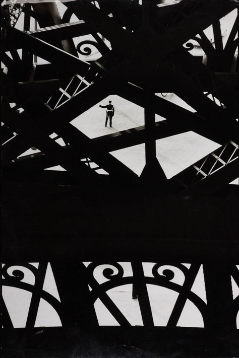 Eiffel Tower, Paris, 1964, Marc Riboud Marc Riboud, Andre Kertesz, North Vietnam, Henri Cartier Bresson, Old Paris, Bw Photography, Lyon France, French Photographers, Photo B