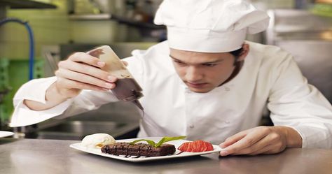 Here is the step to Steps To Become A Chef As A Career Option. Read the full article to find out more about culinary arts and chef. Chef Job Description, Chef Jobs, Becoming A Chef, Chef Coat, Sous Chef, Chefs Kitchen, Best Chef, Executive Chef, Chef Life