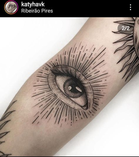 Eyeball Tattoo On Knee, Eye Tattoo Inner Elbow, Evil Eye Tattoo Realistic, Shoulder Eye Tattoo, Tattoos With Eyes In Them, Eye Wings Tattoo, Loml Tattoo, Abstract Eye Tattoo, One Eye Tattoo