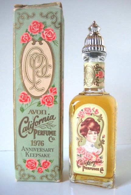 Avon California Perfume Co – 1976 Anniversary Keepsake Vintage Makeup Packaging, Vintage Makeup Products, Perfume Company, Vintage Parfum, Makeup Packaging, Perfume Label, Etiquette Vintage, Hermes Perfume, Cosmetic Labels