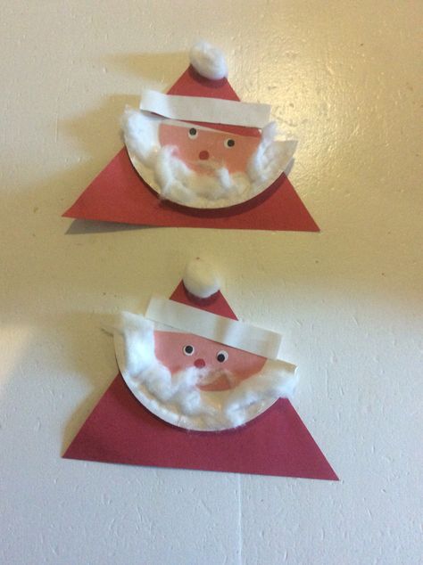 Triangle Santa, Girls Bedroom Wall Decor, Santa Craft, Santa Crafts, Beach Crafts, Christmas Art, Girls Bedroom, Diamond Shapes, Making Out