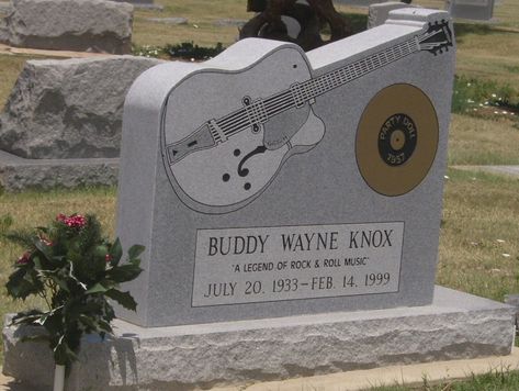 Natural Rock Headstone, Grave Headstones Beautiful, Angel Gravestone, Texas Panhandle, Granite Headstones Serafinum.de, Famous Graves, Cemetery Art, Rock N Roll Music, Hit Songs