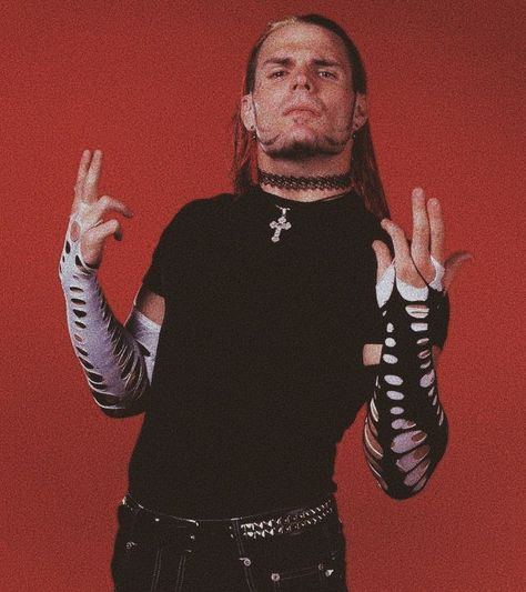 Wwe Jeff Hardy, The Hardy Boyz, Wwe Female, Jeff Hardy, Wwe Female Wrestlers, Female Wrestlers, Wwe, Piercings, Hair